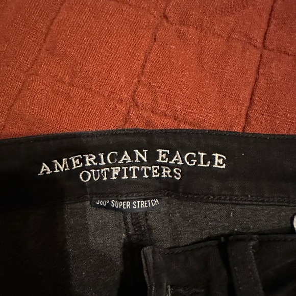 American Eagle Outfitters Black High- Rise Jeggings- size 8 - Picture 5 of 5